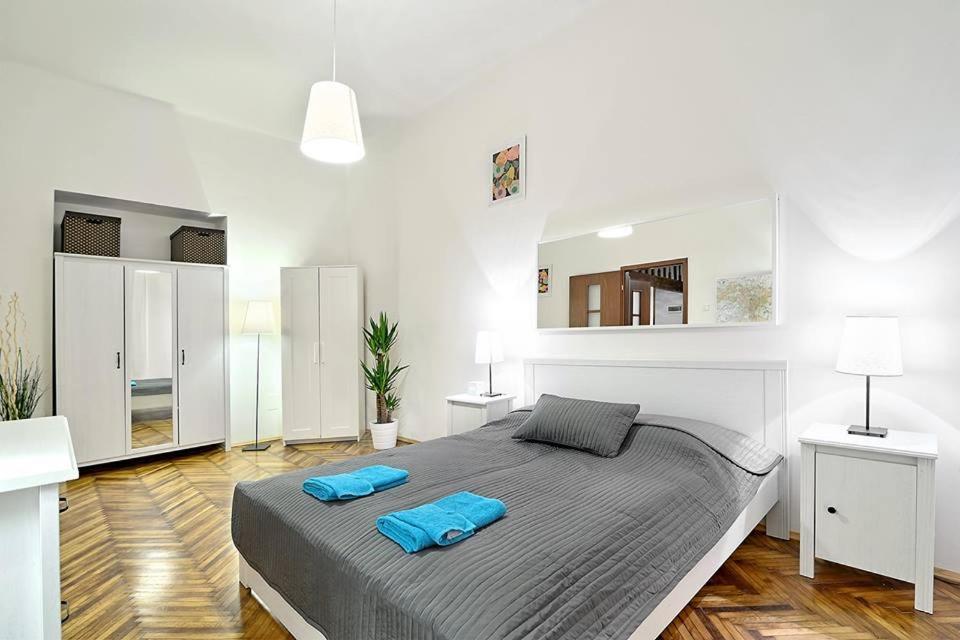 Apartment Next To The Main Square クラクフ エクステリア 写真